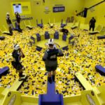 Participante do Big Brother Brasil recebe atendimento após convulsão durante prova no programa